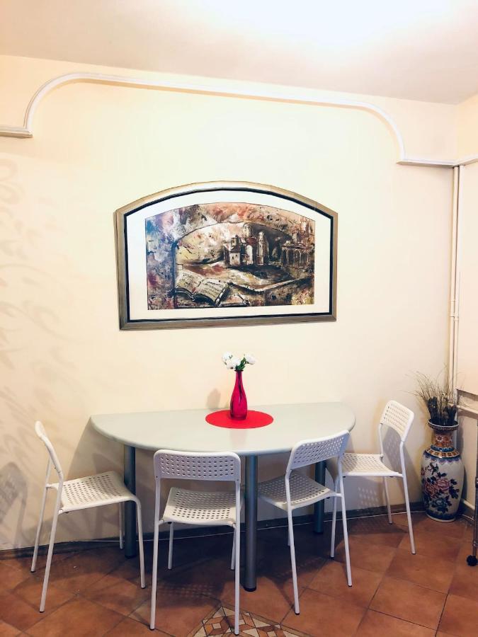 Lita Apartment Skopje Luaran gambar